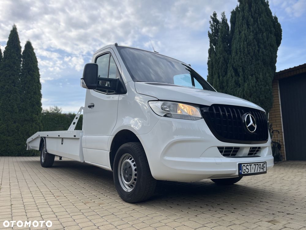 Mercedes-Benz Sprinter - 9