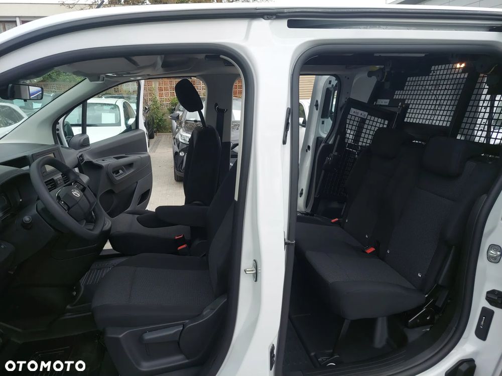 Toyota Proace City - 11