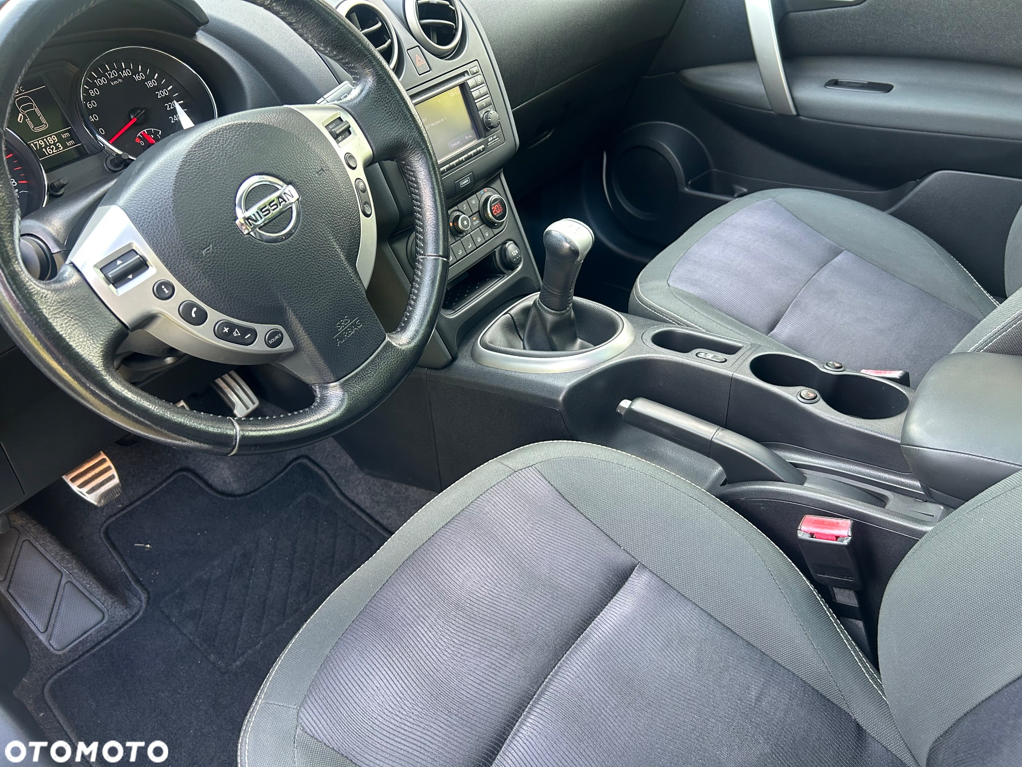 Nissan Qashqai 1.6 visia - 26