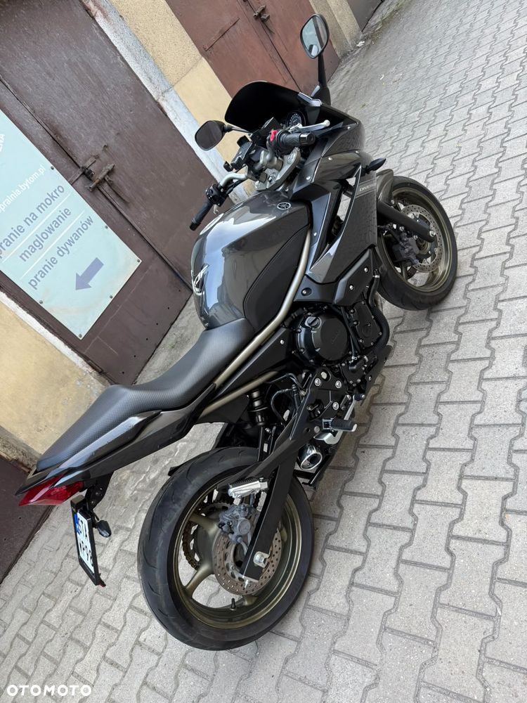 Yamaha XJ - 19