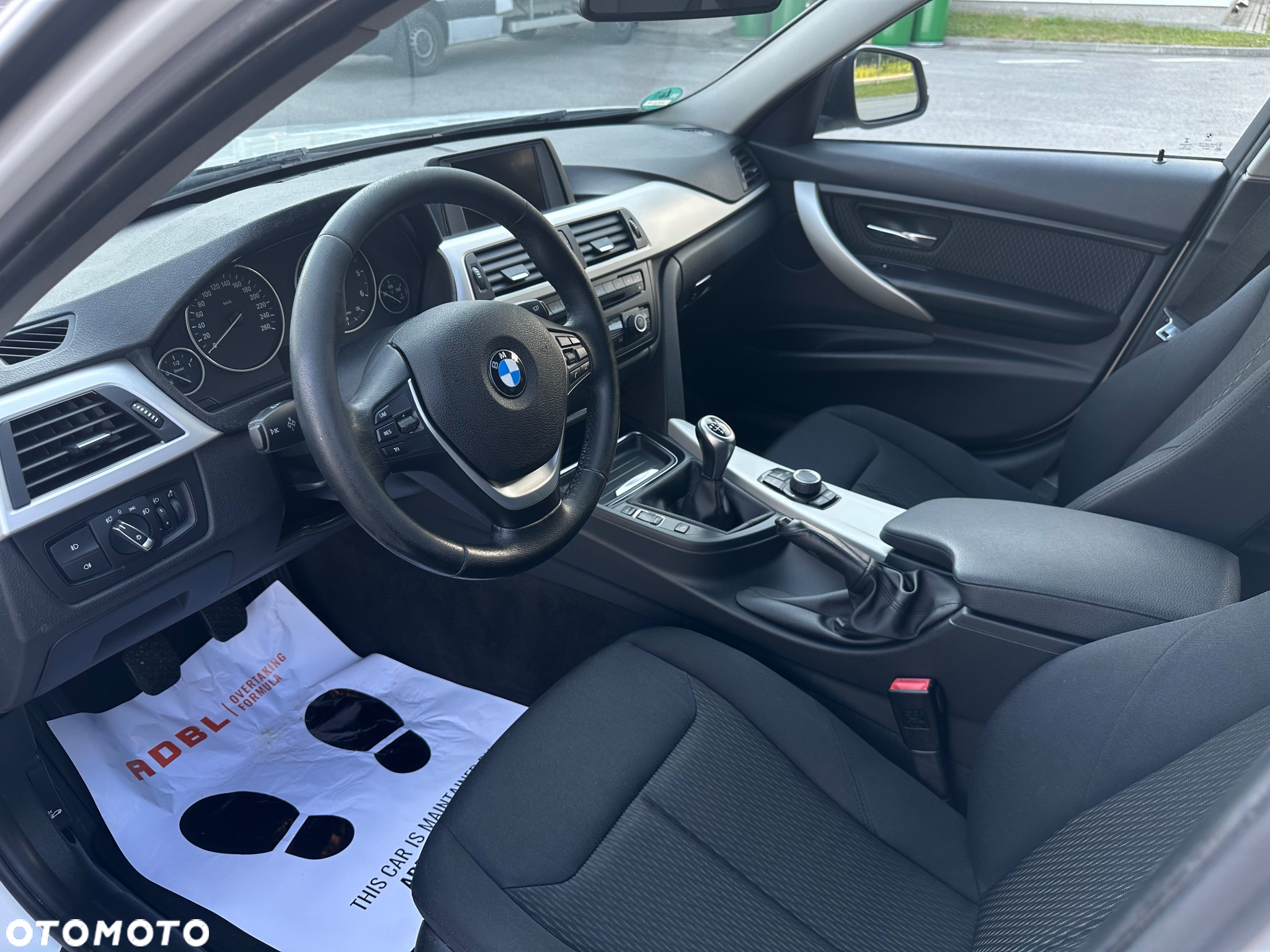 BMW Seria 3 316d Touring - 5