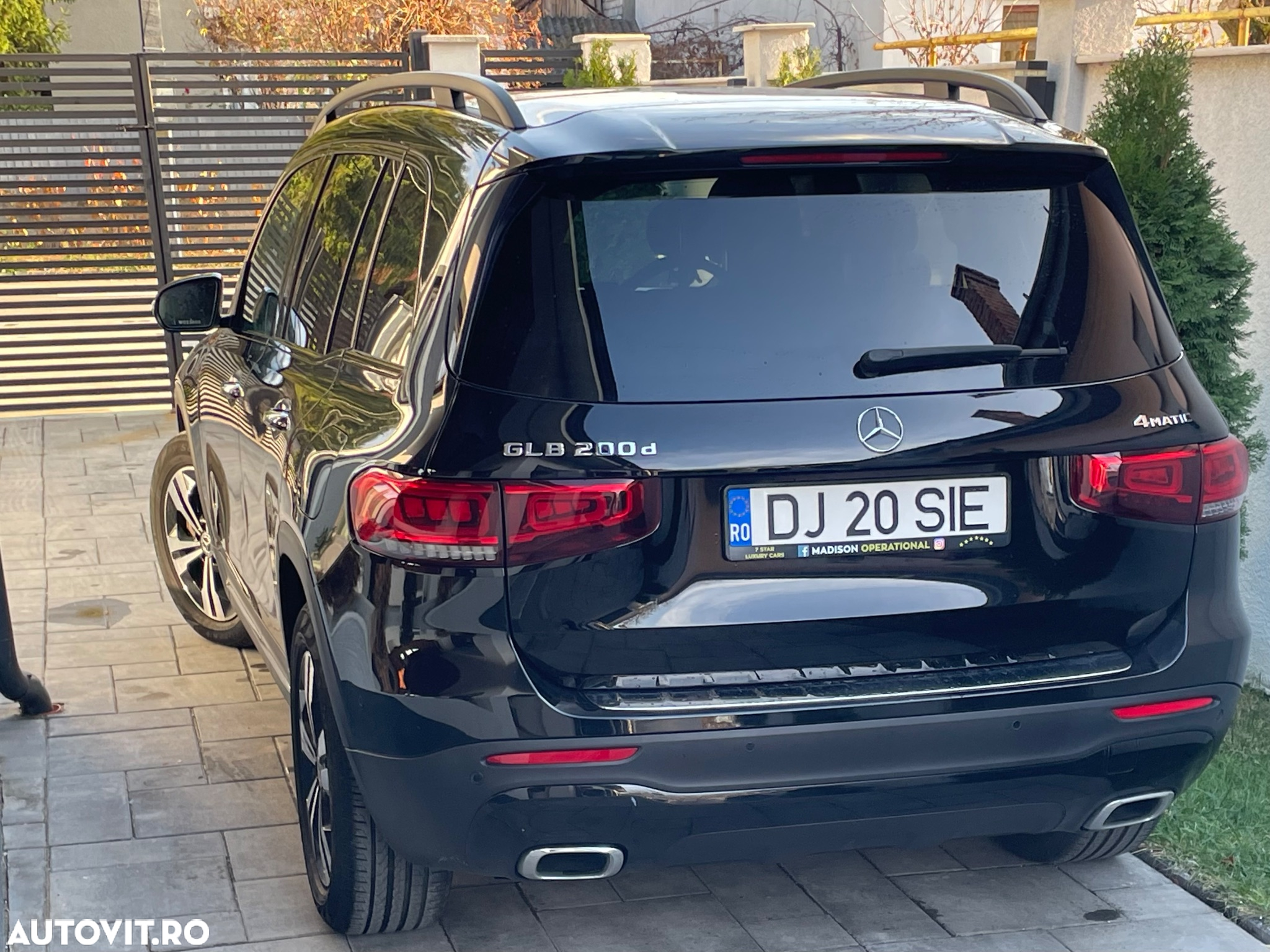 Mercedes-Benz GLB 200 d 4MATIC Aut. - 4