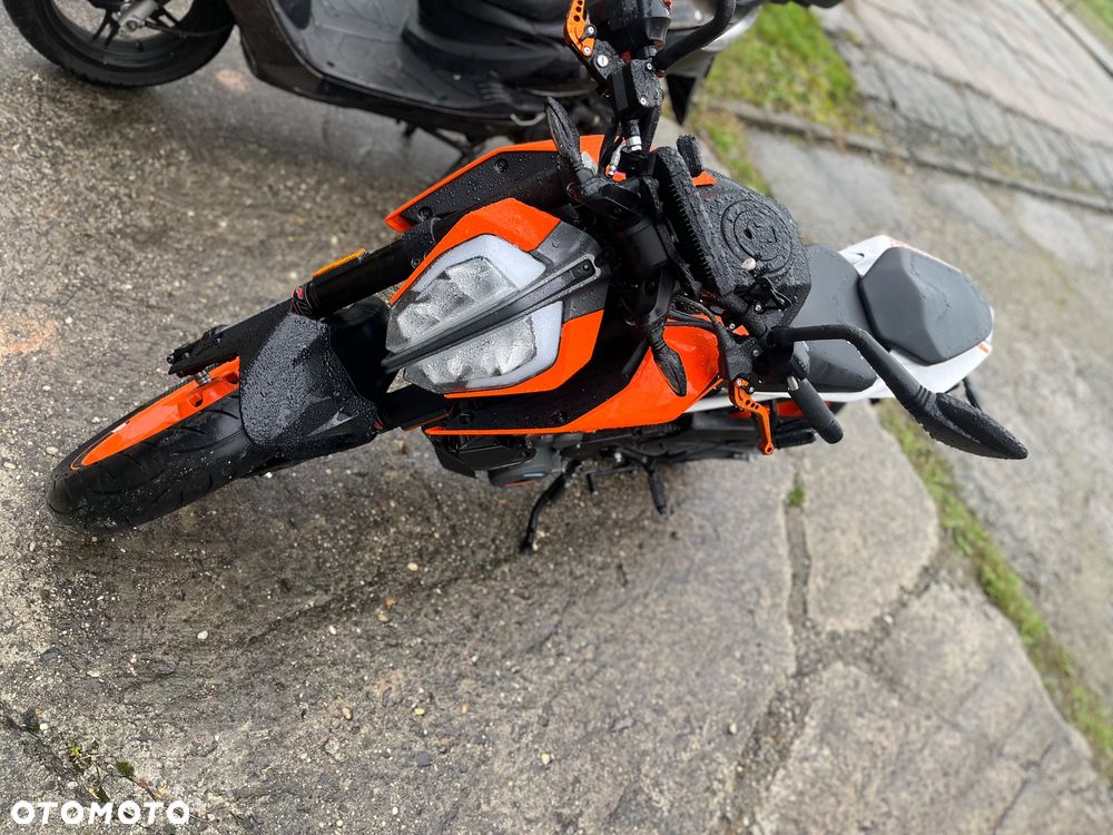 KTM Duke - 5
