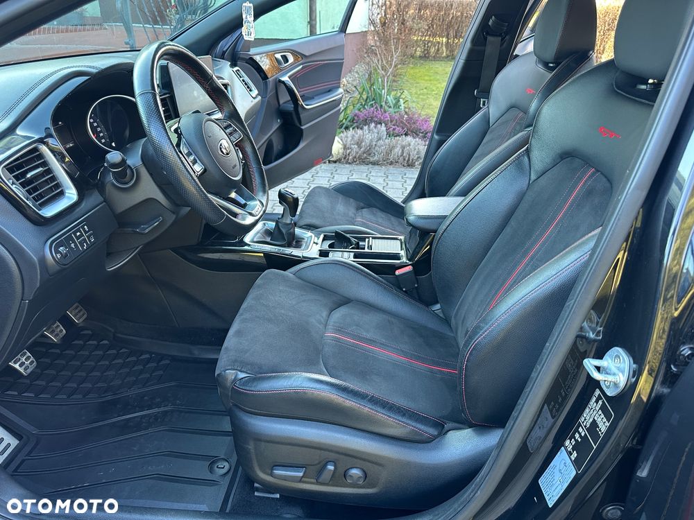 Kia ProCeed 1.6 T-GDI GT - 18