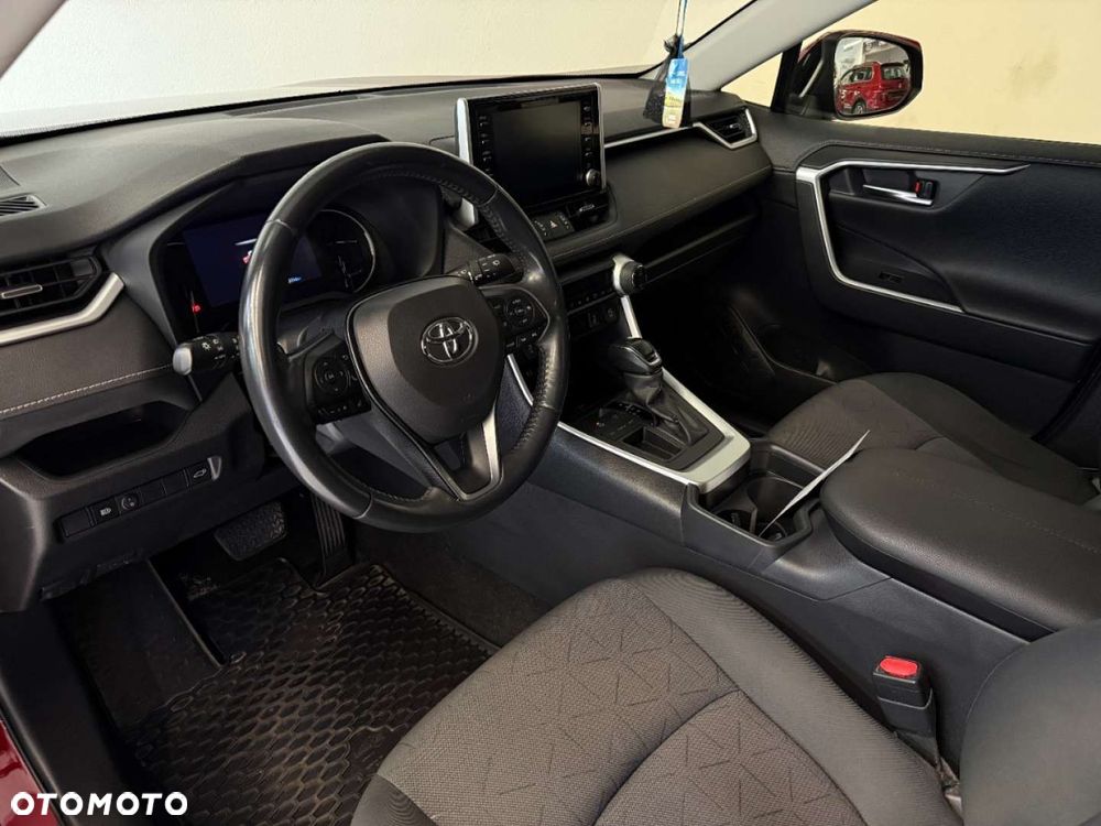 Toyota RAV4 - 16