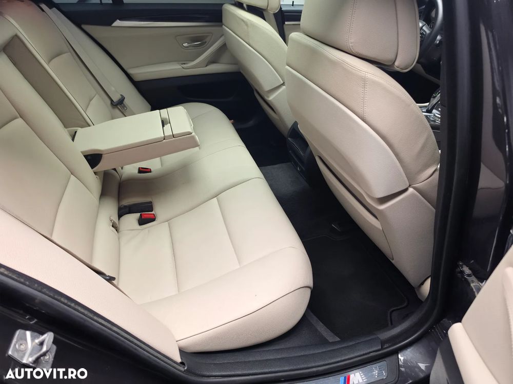 BMW Seria 5 520d Sport-Aut. - 22