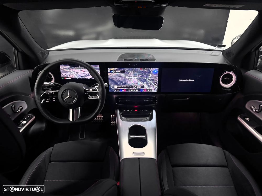 Mercedes-Benz GLB 250+ EQ - 12