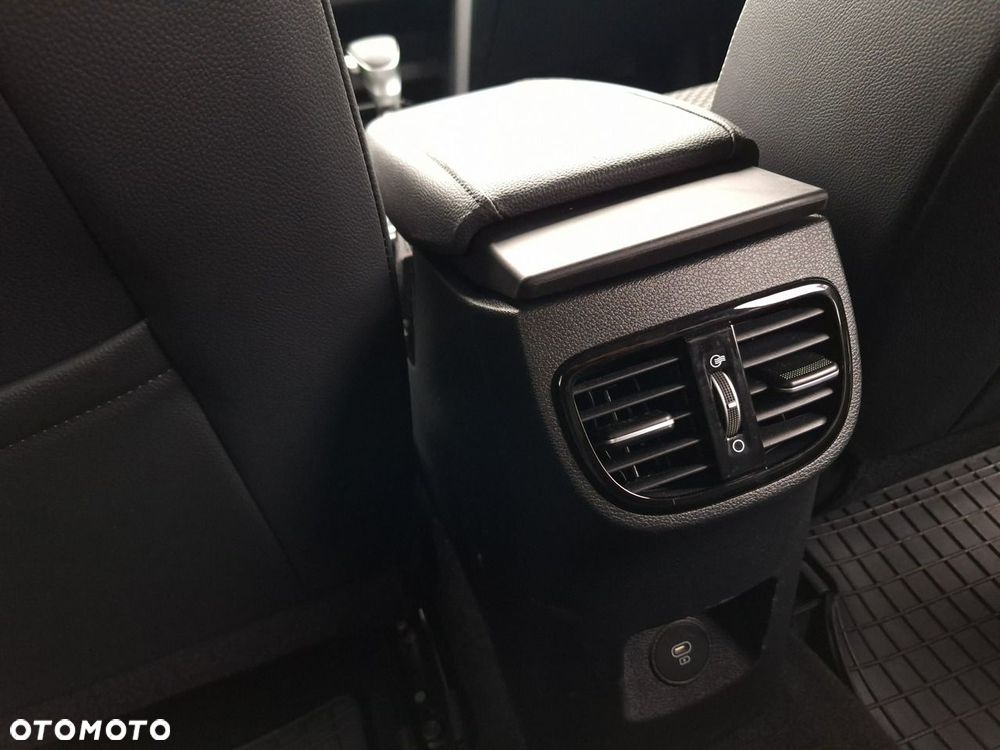 Kia XCeed 1.6 GDI PHEV L DCT - 22