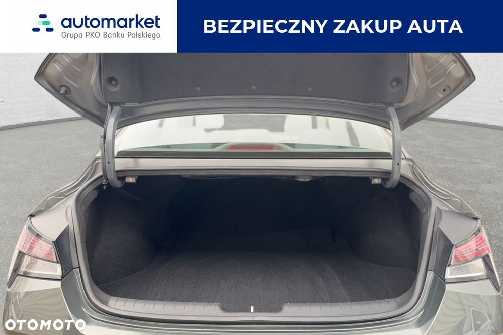 Hyundai Elantra 1.6 Executive CVT - 6