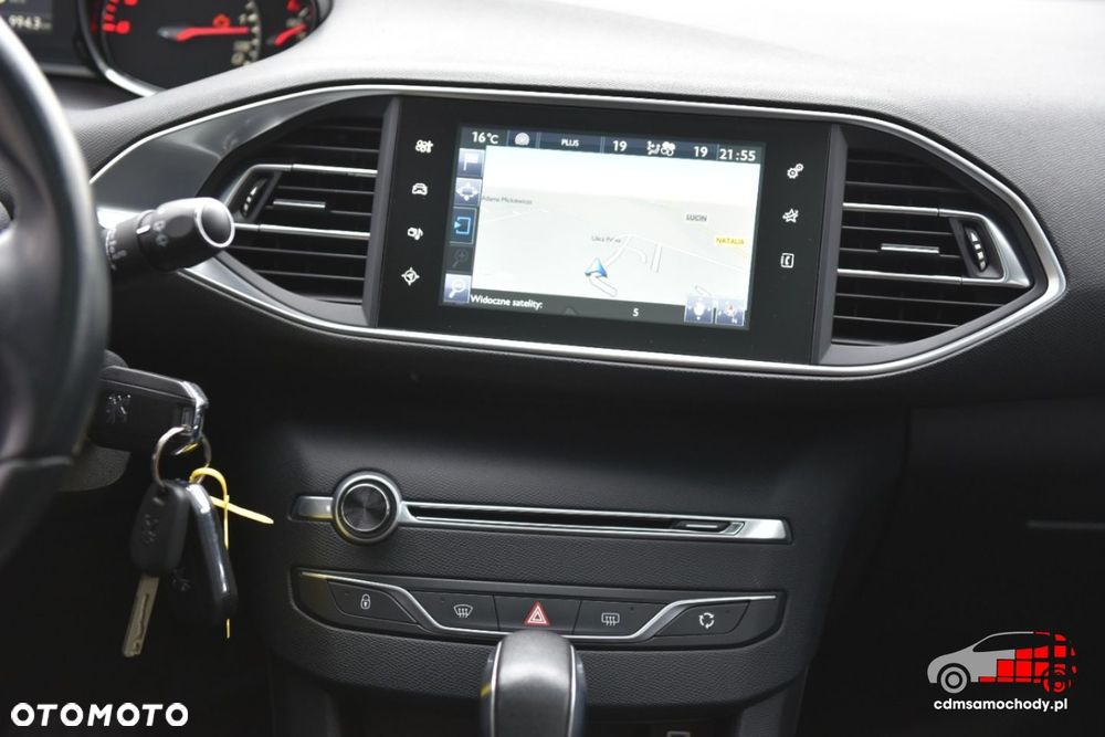 Peugeot 308 - 25