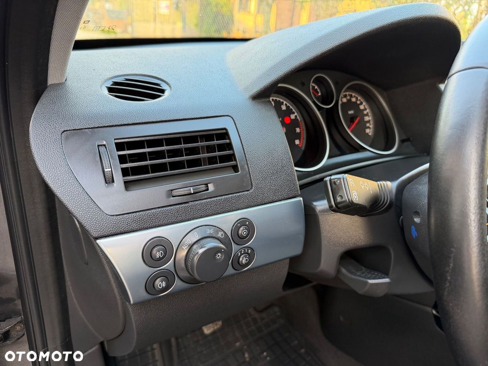 Opel Astra 1.6 Selection - 12