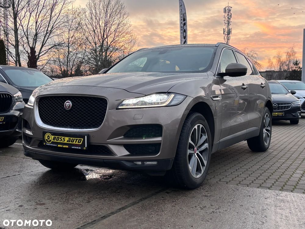 Jaguar F-Pace - 5
