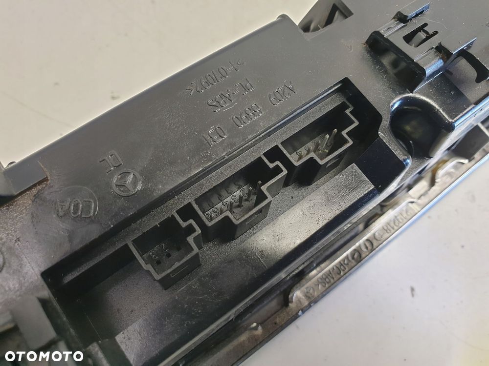 Mercedes CLK W209 PANEL STEROWANIA A2096890031 - 6