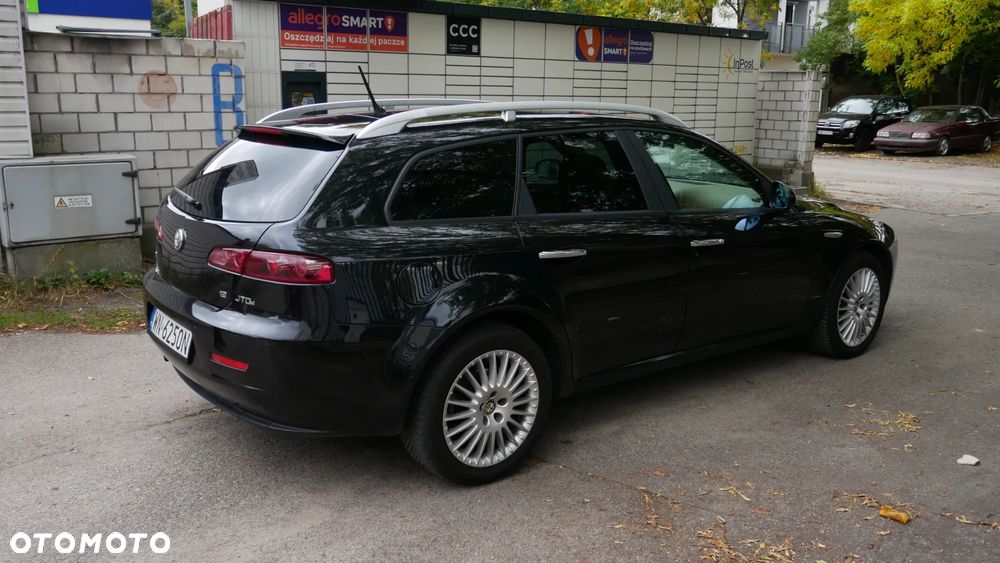 Alfa Romeo 159 1.9 JTDM 8V DPF - 11