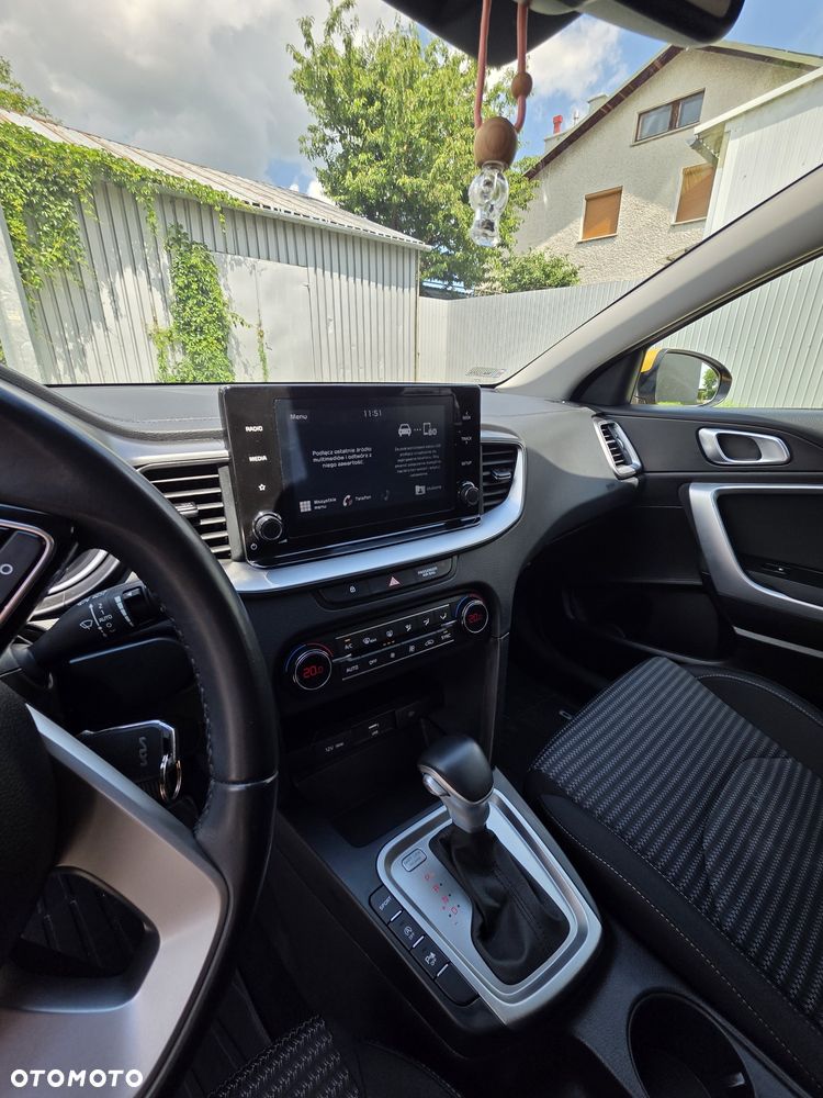 Kia XCeed - 8