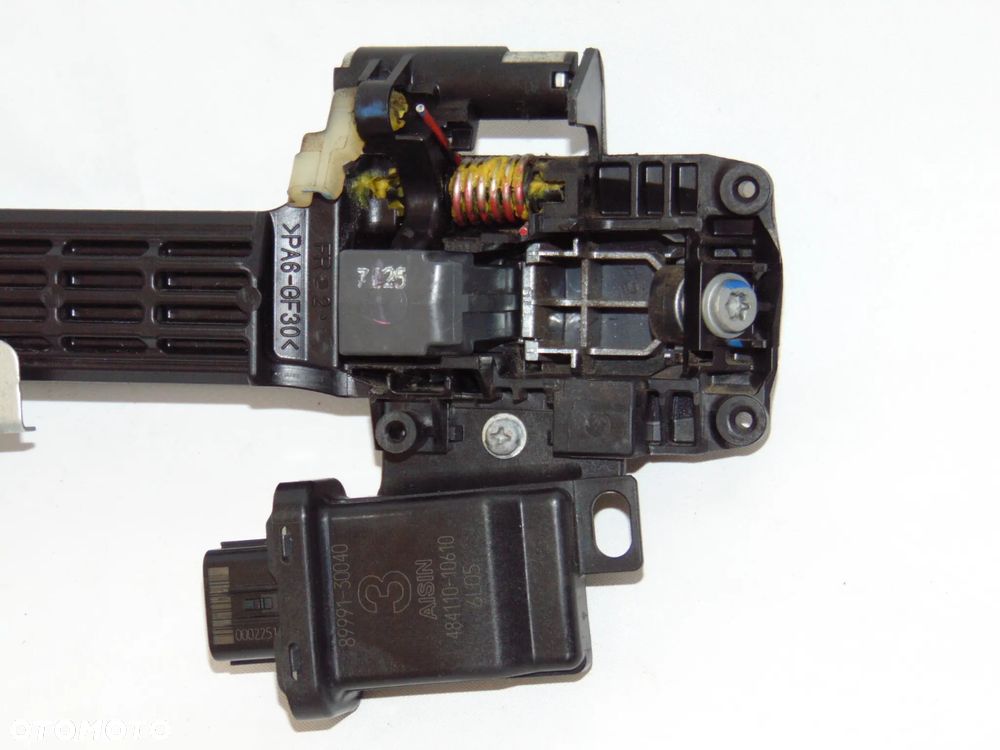 Klamka keyless przednia przód prawa pasażera 89991-30040 484110-10610 1F8 Toyota Yaris 2 II 05-11r - 8