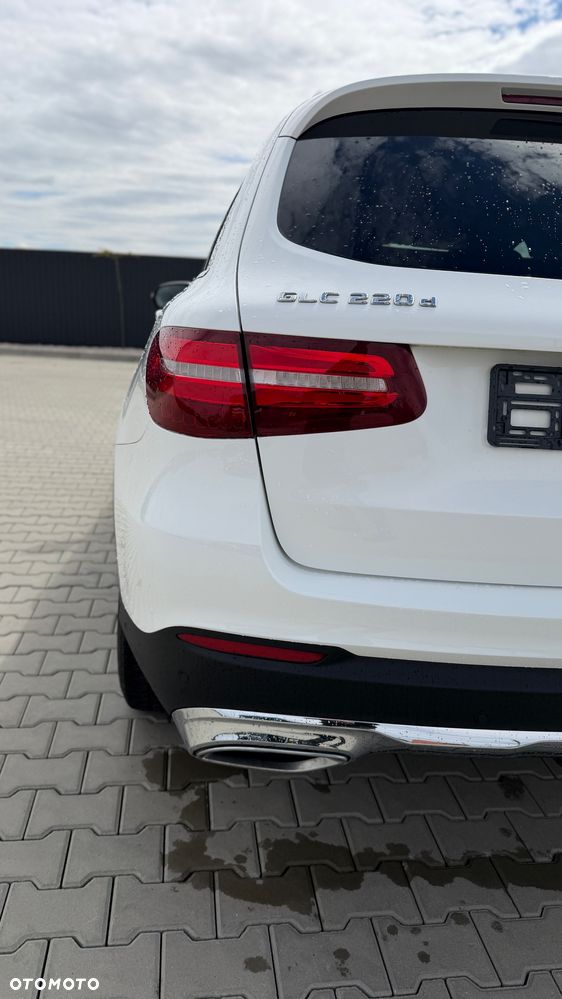 Mercedes-Benz GLC 220 d 4Matic 9G-TRONIC Exclusive - 15