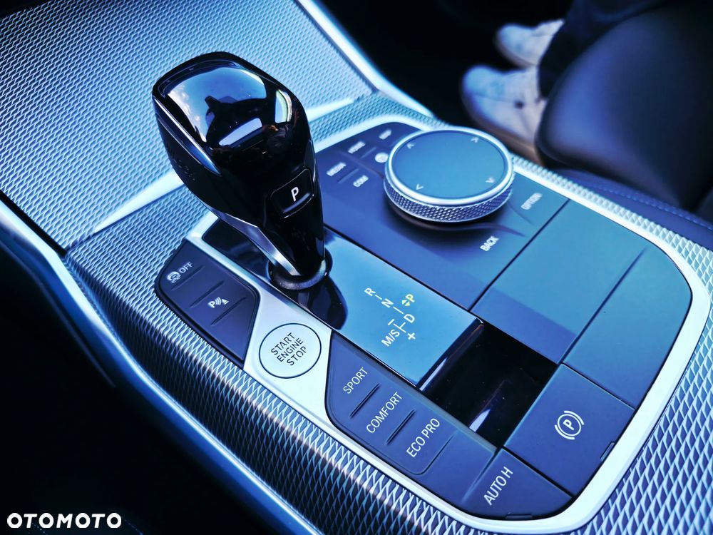 BMW Seria 3 - 24