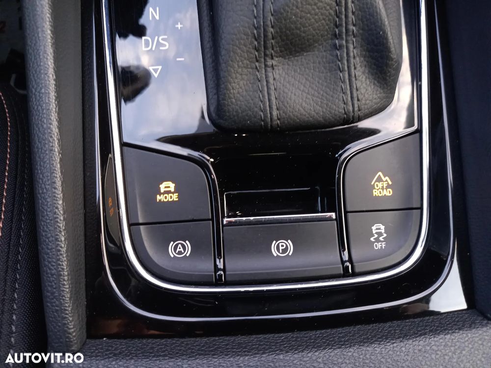 Skoda Karoq 2.0 TDI 4X4 DSG Scout - 26