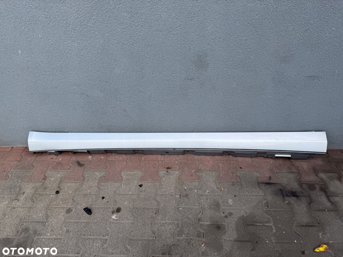 MERCEDES S 222 LISTWA PROGOWA LEWA 2226900240 - 1
