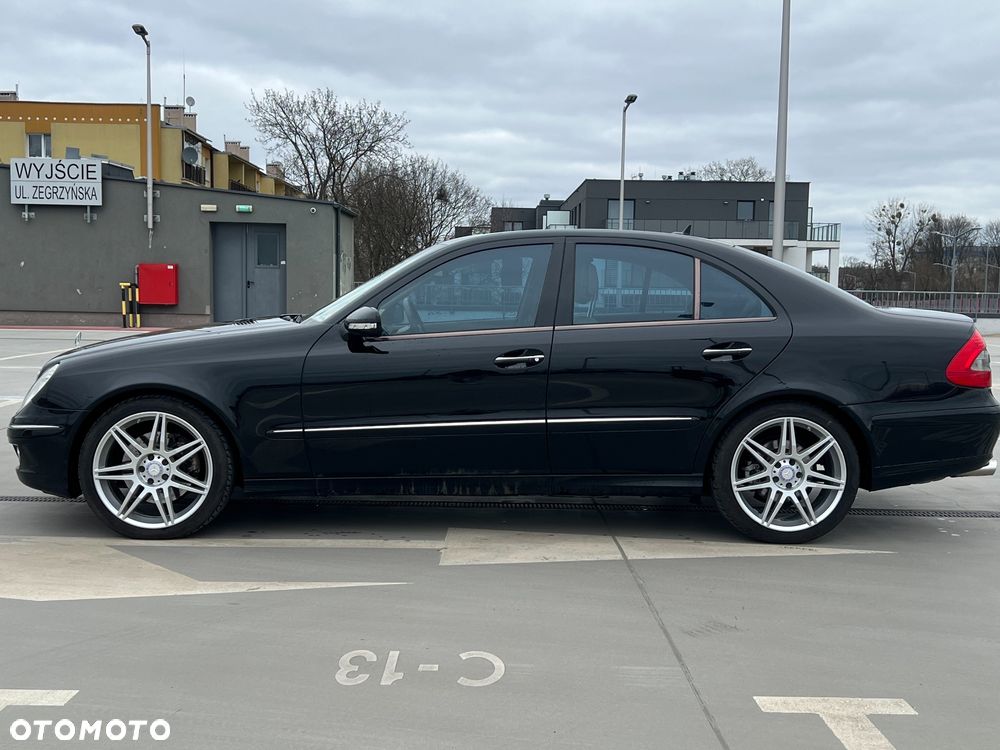 Mercedes-Benz Klasa E 500 4-Matic Avantgarde - 4