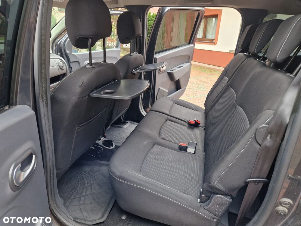 Dacia Lodgy 1.6 SCe Outdoor S&S - 18