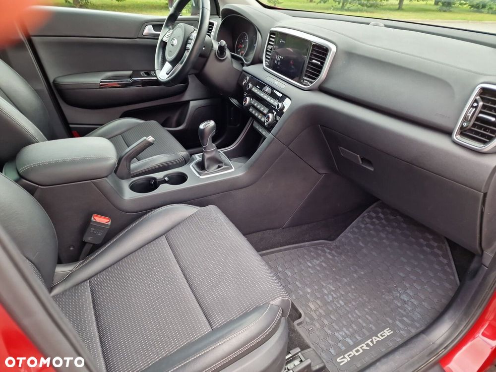 Kia Sportage 1.6 GDI Black Edition 2WD - 14