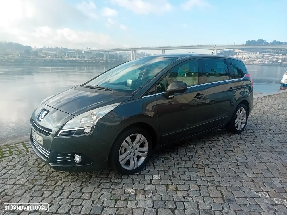Peugeot 5008 1.6 HDi Premium - 10