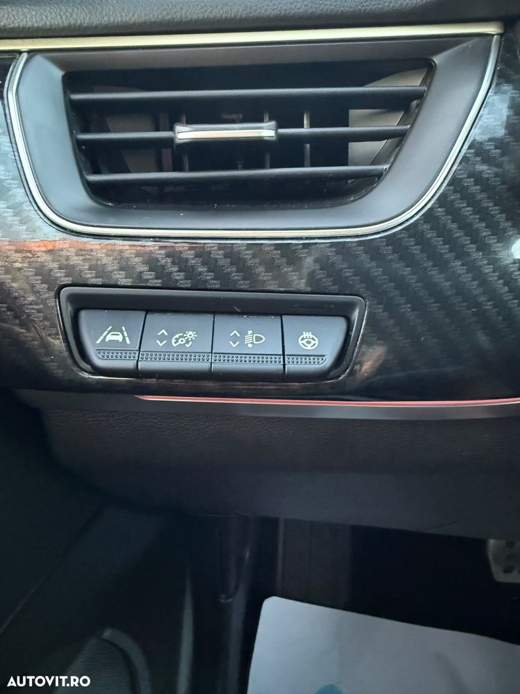 Renault Arkana E-TECH RS Line - 29