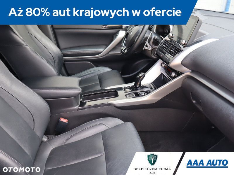 Mitsubishi Eclipse Cross - 11