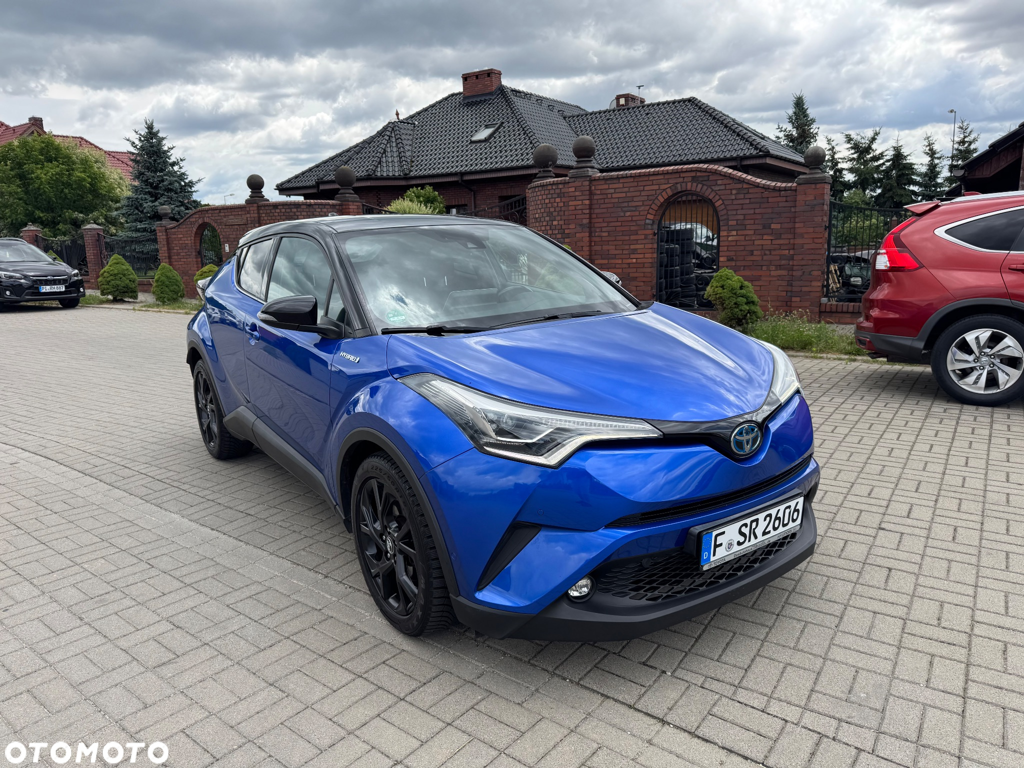 Toyota C-HR 1.8 Hybrid Executive - 4