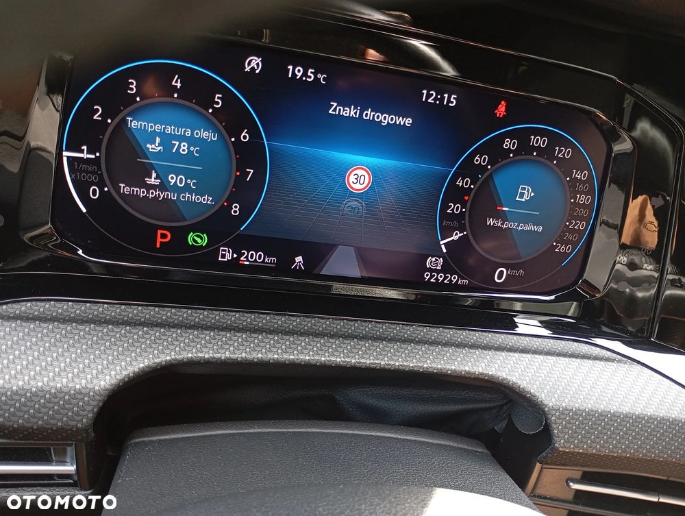 Volkswagen Golf 1.5 eTSI OPF DSG R-Line - 18