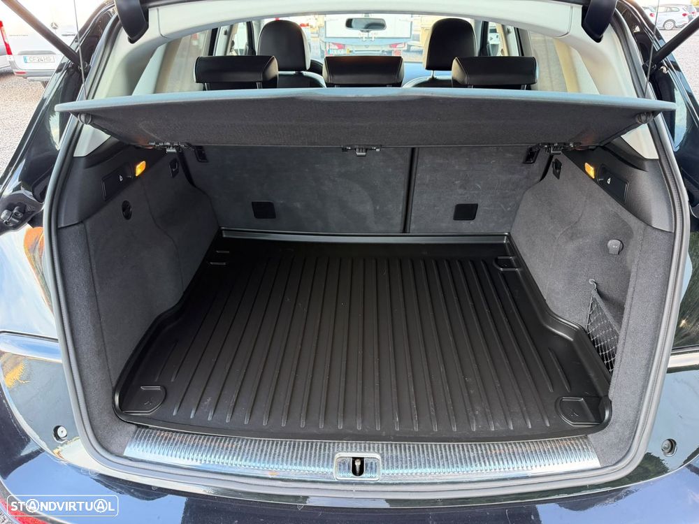 Audi Q5 2.0 TDi Business Line S-line - 24