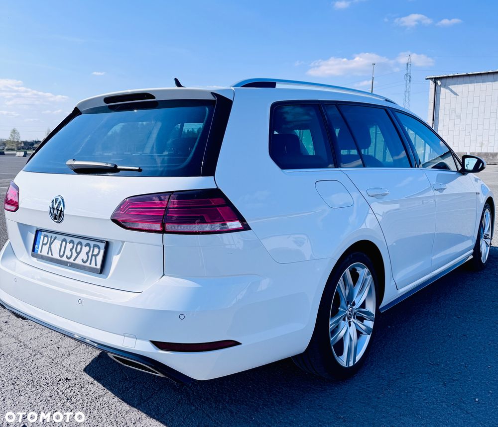 Volkswagen Golf - 5
