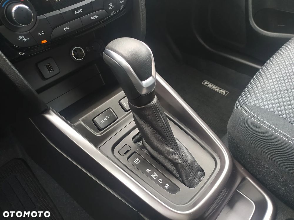 Suzuki Vitara 1.5 DualJet Hybrid Premium Plus 2WD AGS - 32
