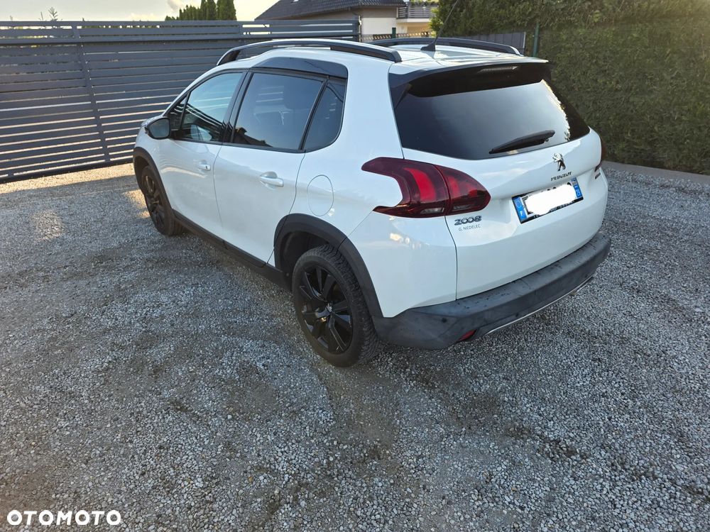 Peugeot 2008 BlueHDi FAP 120 STOP & START GT-Line Edition - 7