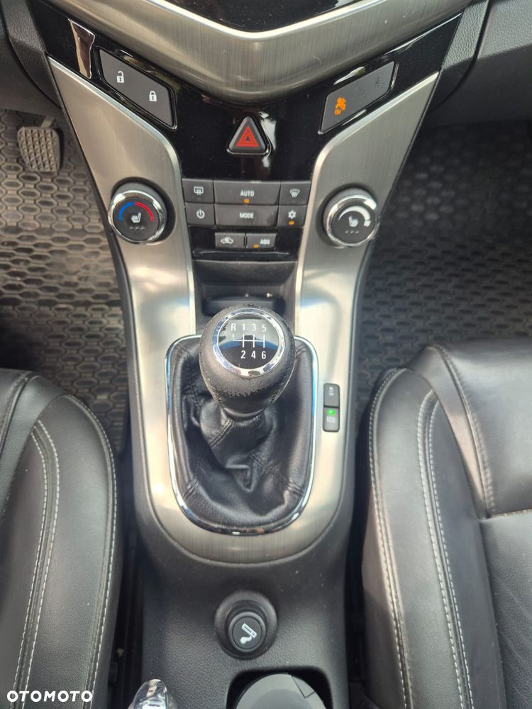 Chevrolet Cruze 2.0 D LTZ - 24