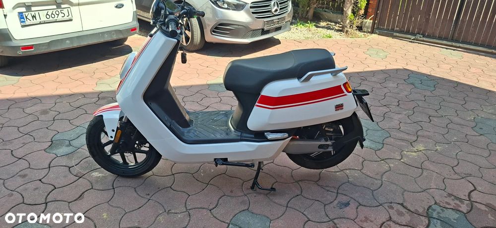 Niu NQI - 9