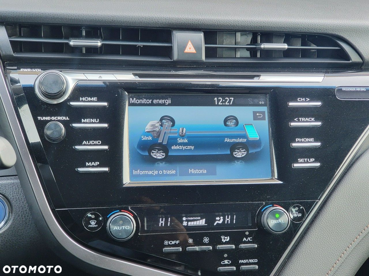 Toyota Camry - 11