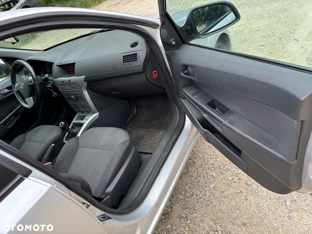 Opel Astra 1.6 - 17