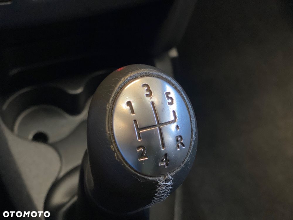 Dacia Sandero 0.9 TCe Laureate S&S - 28