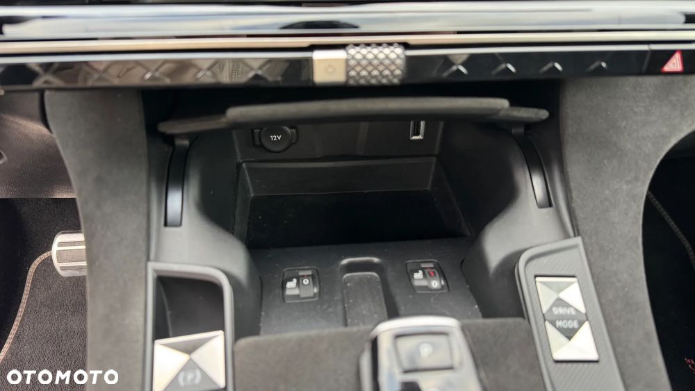 DS Automobiles DS 7 Crossback 2.0 BlueHDi Performance Line + - 13