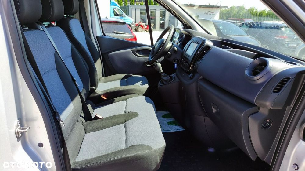 Opel Vivaro - 28