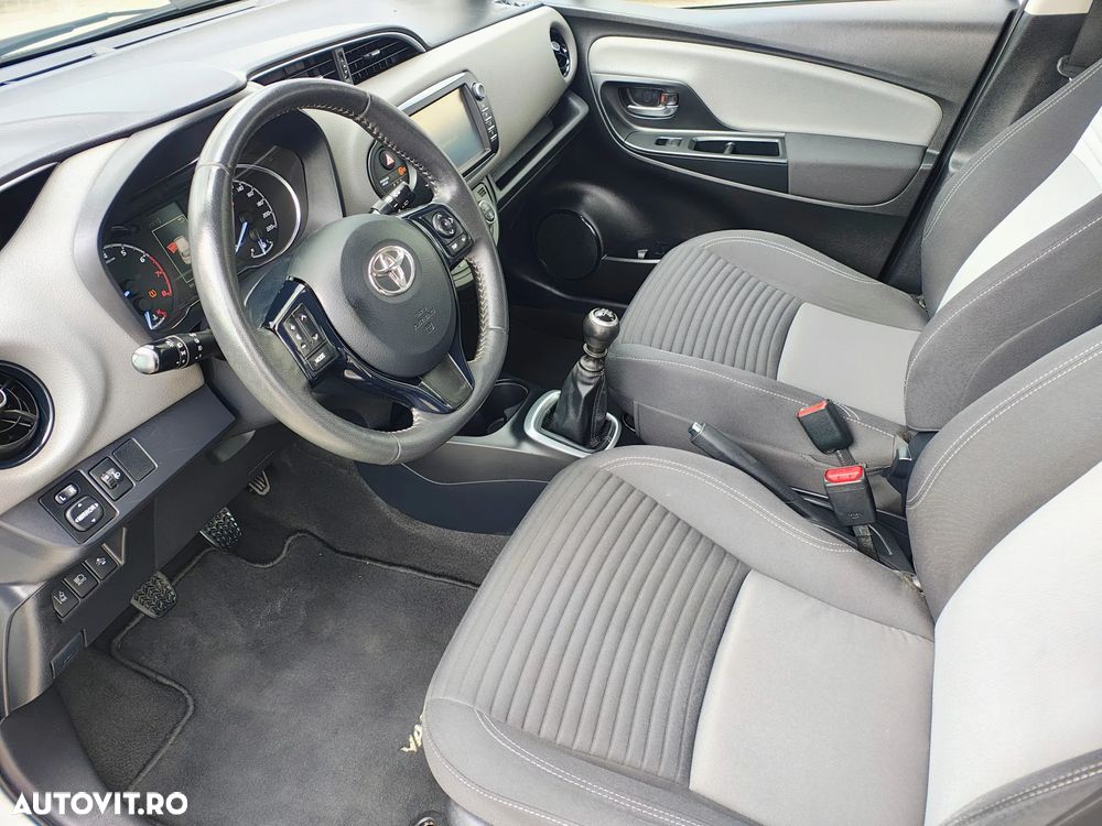 Toyota Yaris 1.5 L VVT-iE Start - 8