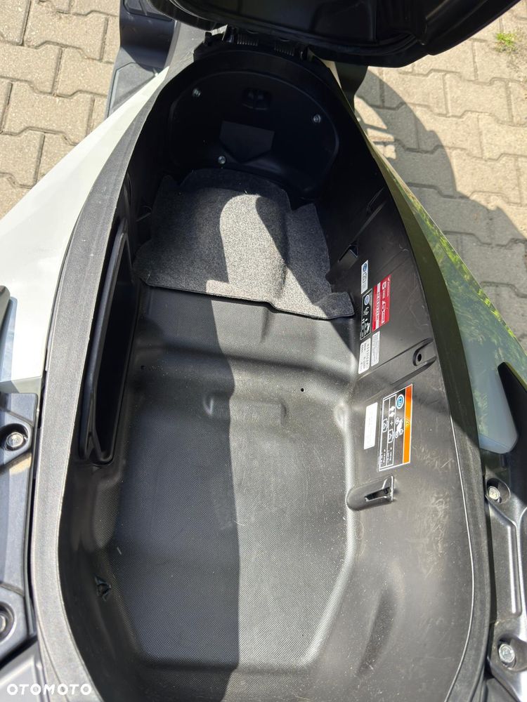 Honda NSS - 12
