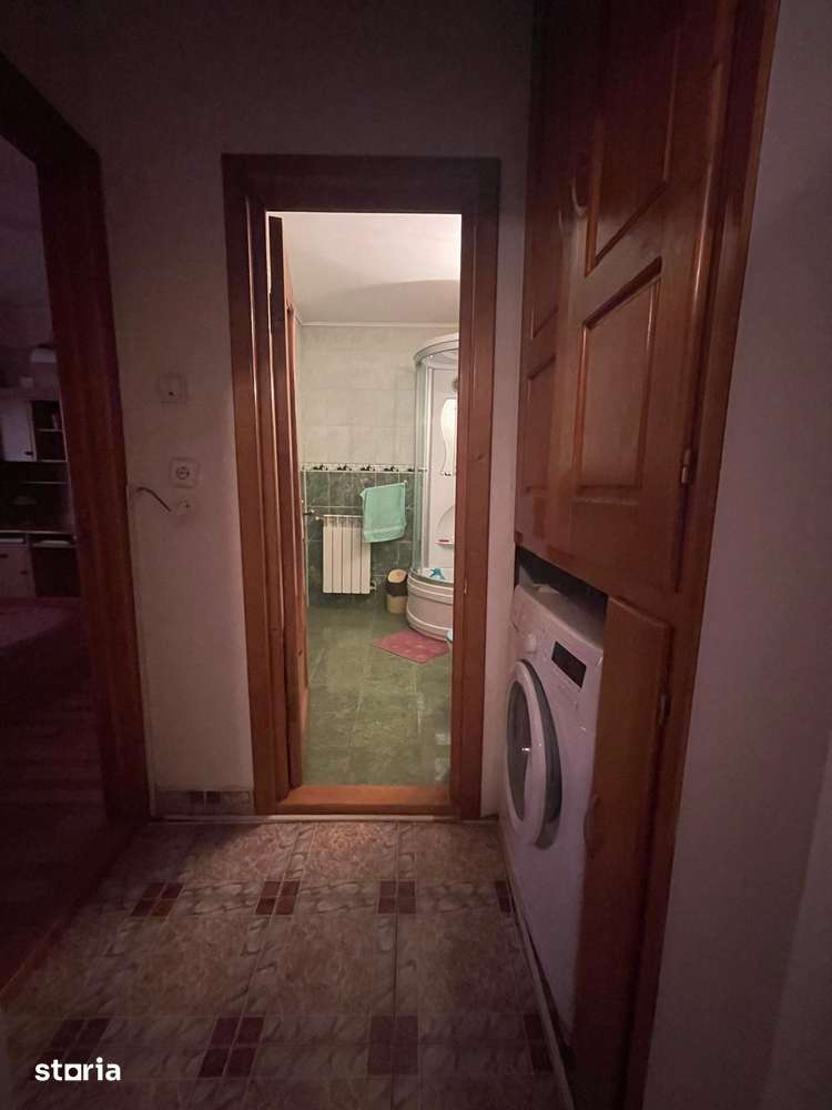 Apartament 3 cam decomandat, mobilat, 2 balcoane, spațiu depozitare — fotografia 3