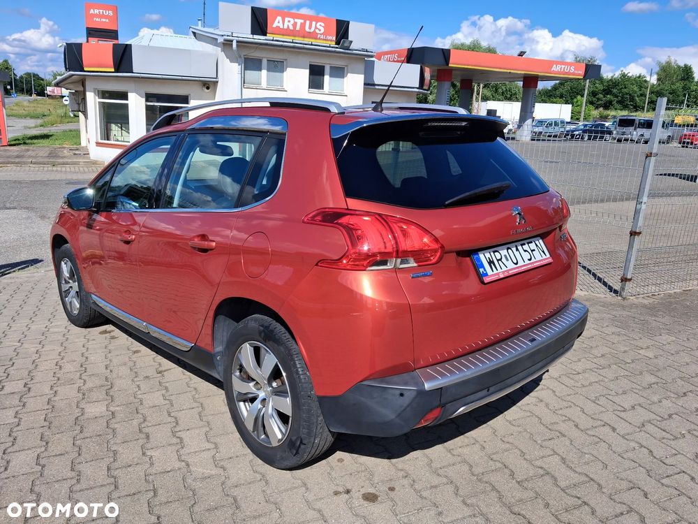 Peugeot 2008 1.6 BlueHDi Allure S&S - 4