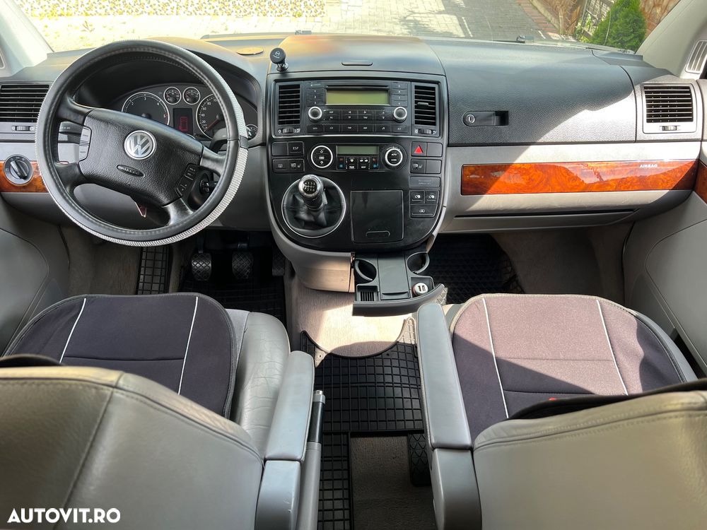 Volkswagen Multivan - 7