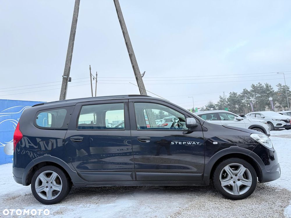 Dacia Lodgy dCi 110 Stepway Celebration - 5