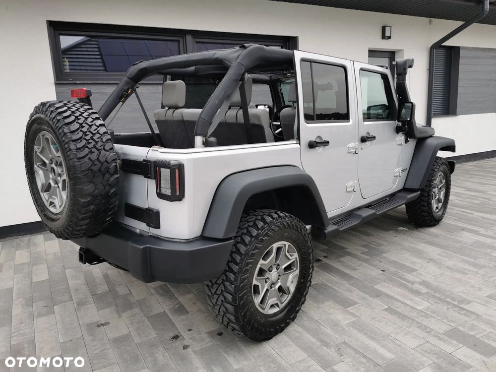 Jeep Wrangler - 5